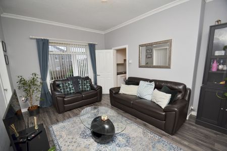 3 bed flat to rent in Trinity Avenue, Glasgow, G52 - Photo 3
