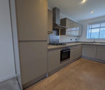 2 bedroom maisonette to rent - Photo 5