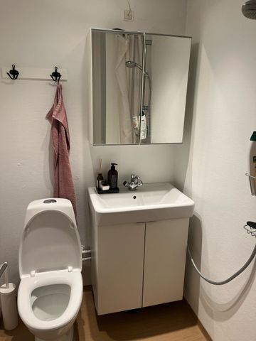 Hyggelig 2-værelses lejlighed med New Yorker-væg - Photo 4