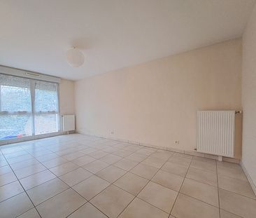 Location Appartement 3 pièces 55m² - Photo 2