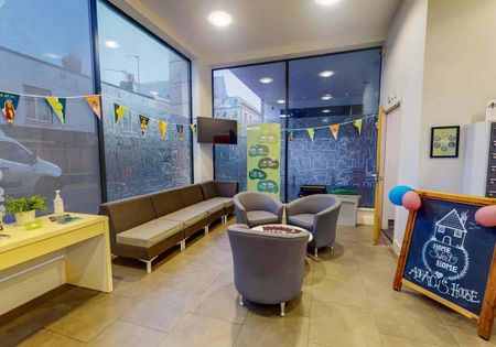 Two Bed Apartment - Photo 5