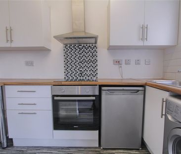 2 bed apartment to rent in Croft Road, Eaglescliffe, TS16 - Photo 1