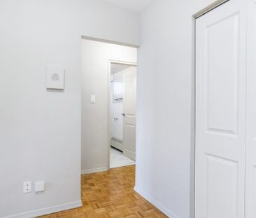 For Lease - 30 Speers Road Unit# 1705, Oakville, Ontario - Photo 1