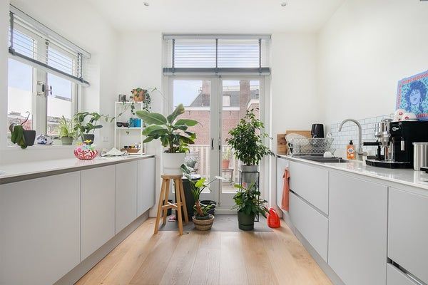 Te huur: Appartement Aert van der Goesstraat 35 in Den Haag - Photo 1