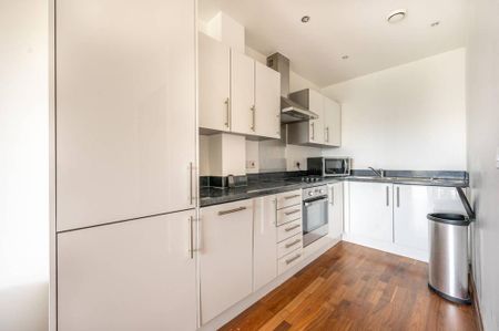 1 bedroom flat to rent - Photo 4