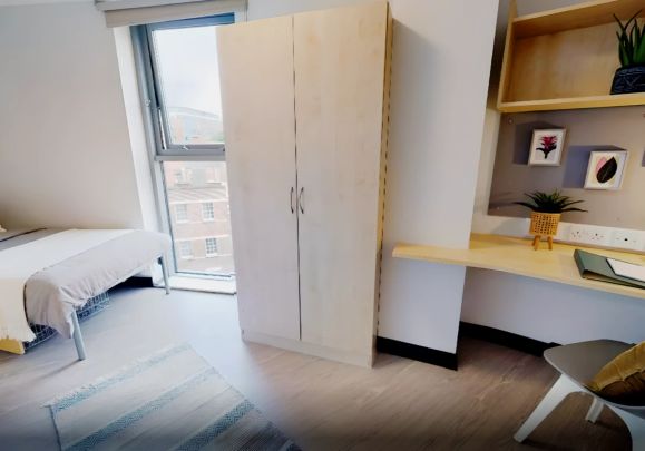 Copper En Suite - Photo 1