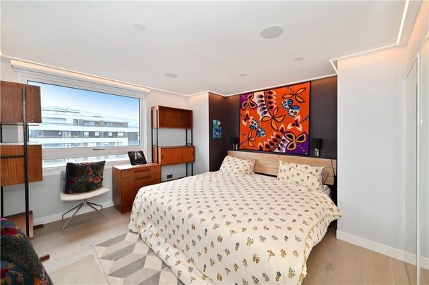 3 bedroom flat with 1 reception and 2 bathrooms in Hyde Park, W2 - Photo 1