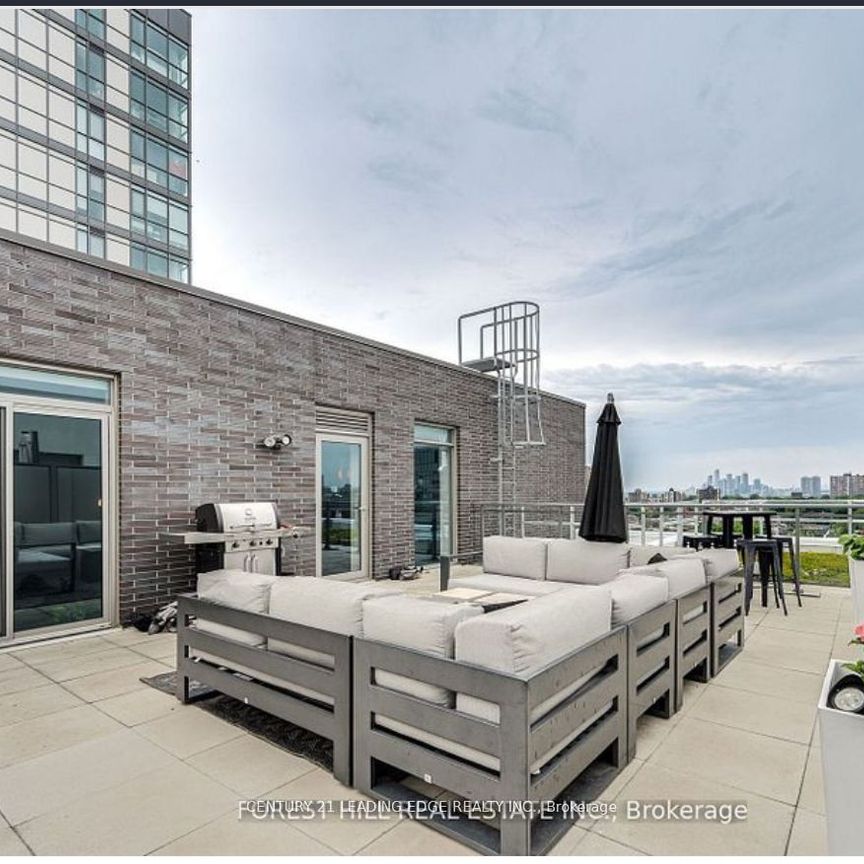 Carnaby Lofts 20 , #610 - Photo 1