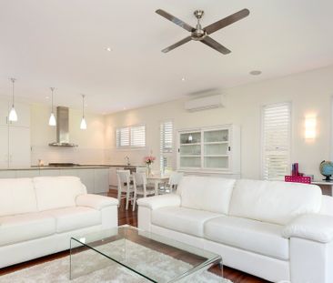 Stunning Home Perfect Location - Photo 3