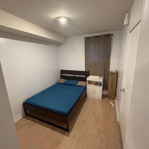 31/2 près du Métro Assomption Montréal - Photo 2