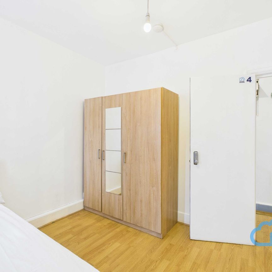 RM4 Plashet Road | Plaistow | London | E13 0PU - Photo 1