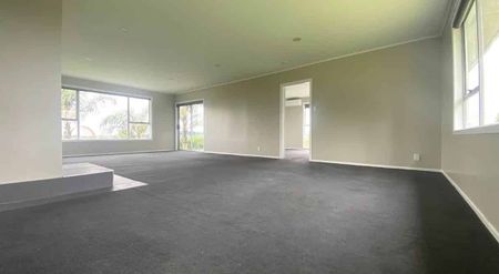 Spacious And Rural, Close To Town - BYO Horses! - Photo 4