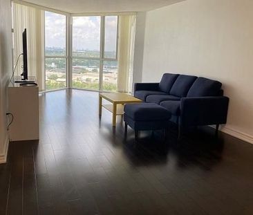 2412 7 Concorde Place - Photo 1