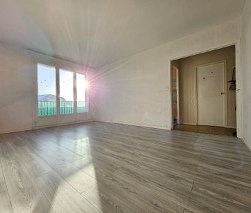 Location Appartement 2 pièces 42m² - Photo 2