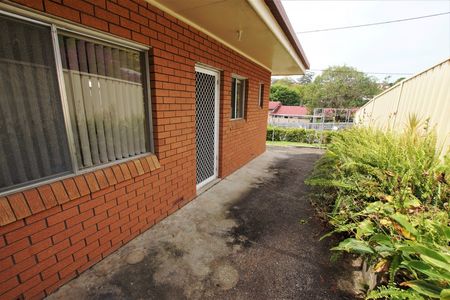 Coffs Harbour, 4/82 Azalea Avenue - Photo 3