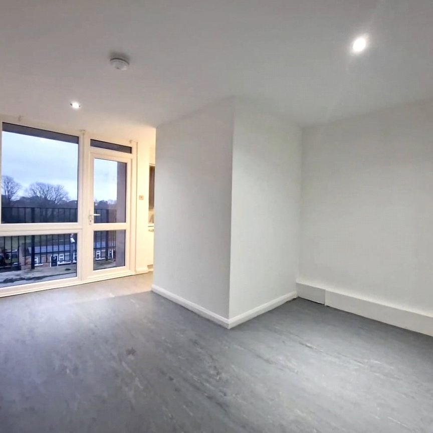 studio to rent Hewett House, Hewett Close, Fareham, PO14 - Photo 1