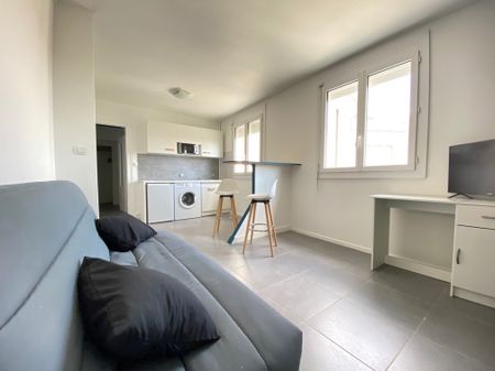 Location Appartement 1 pièce 23m² SAUMUR 49400 - Photo 4