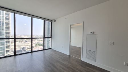 For Lease - 2916 Highway 7 N/A Unit# 1309, Vaughan, Ontario - Photo 5