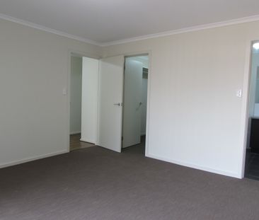 30 Carlson St, Mount Barker SA 5251 - House For Rent | Domain - Photo 4