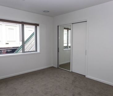 12B Hanover Street - Photo 2