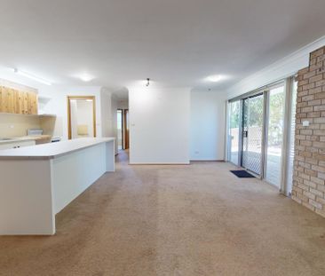 4/208 Brunker Road, Adamstown NSW 2289 - Photo 4