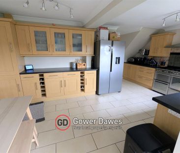 Nevell Road, Chadwell St.Mary - - Photo 3