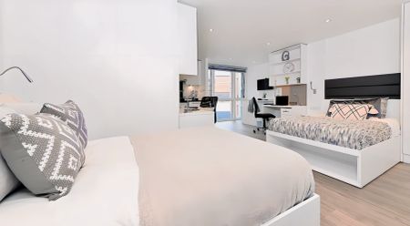 Cool studio in a residence near Victoria Park - Photo 3