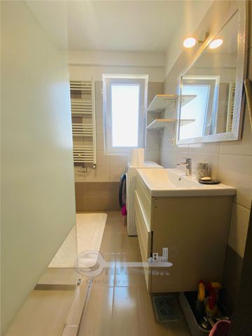 Apartament cu 3 Camere Spațios | 2 Balcoane | Valea Lupului - Fotografie 3