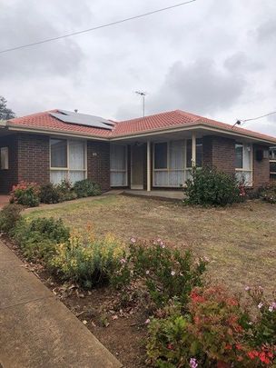 A Perfect Blend of Comfort, Space, and Convenience - Photo 1