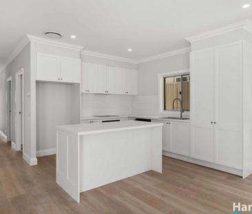 Brand New, Modern & Low Maintenance Living - Photo 6