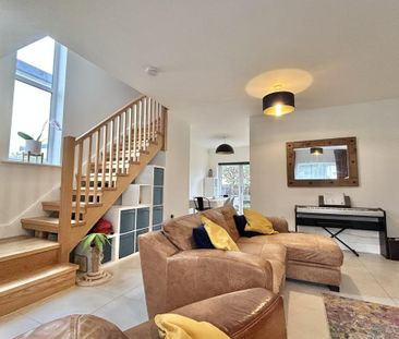 3 bedroom semi-detached house to rent - Photo 2