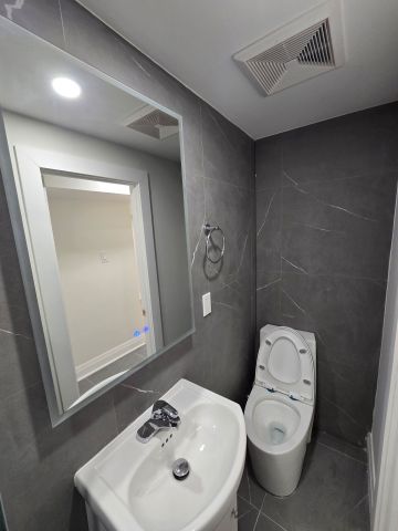 For Lease - 9 Alton Avenue, Toronto, Ontario - Photo 5