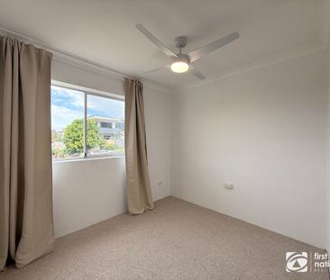 Coastal convenience at its best - Photo 3