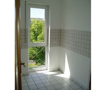 - 1 - Raumwohnung mit Balkon in Dresden-Gruna "ALLES NEU" - Photo 4