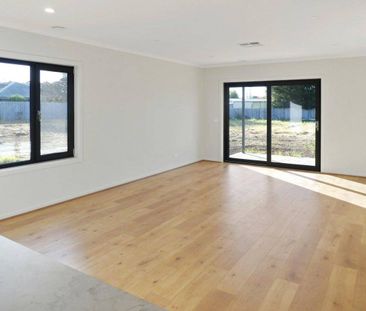 NEW 4 BEDROOM FAMILY HOME - Photo 3