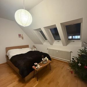 Zimmer mit eigenem Badezimmer (Ku’damm) - only for a girl - Photo 2