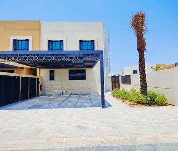 Spacious 3 BR Townhouse in Sharjah Sustainable City - Photo 3