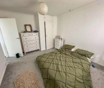 2 bedroom property to rent - Photo 5