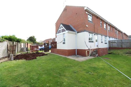 2 bedroom flat to rent - Photo 4