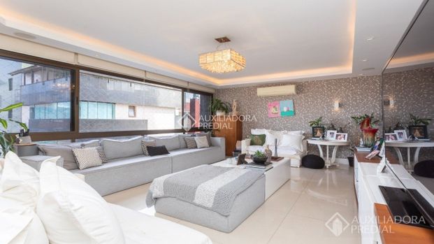 Apartamento com 3 quartos e 150m² para alugar em Petrópolis, Porto Alegre. - Foto 1