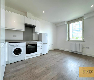 Studio to rent - Photo 5