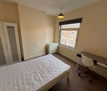 19 Station Street - 2 Bathrooms & September StartLoughborough - Photo 2