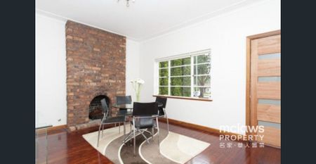 Charming 3-Bedroom House in Padstow – Don't Miss Out! - Photo 2