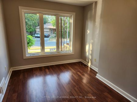 For Lease - 95 Almore Avenue, Toronto, Ontario - Photo 5