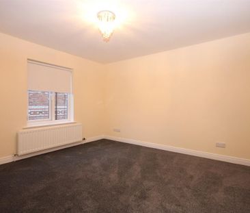 1 bedroom semi-detached house to rent - Photo 4