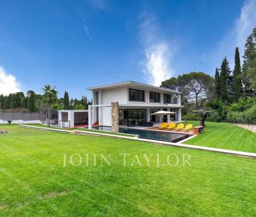 Maison à louer Valbonne, Cote d'Azur, France16 500 EUR / Mois - Photo 6