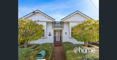Classic Family Home - Photo 2