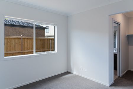 Thinking of selling? Contact our agent - Photo 5