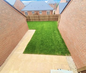 3 bedroom detached house to rent - Photo 5