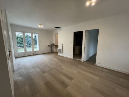 Location Appartement 3 pièces 51m² NARBONNE 11100 - Photo 2